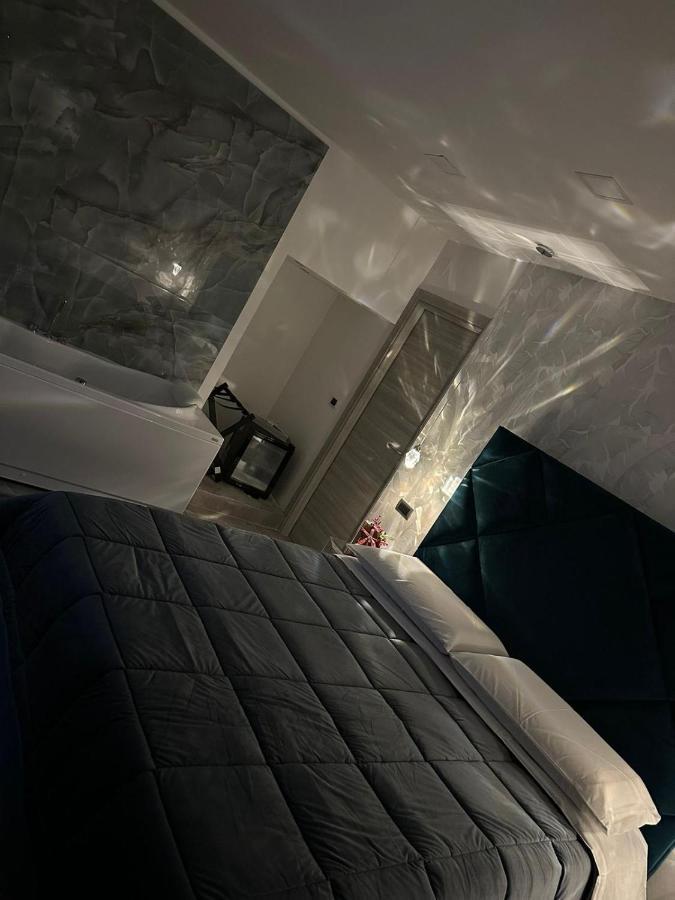 Couette-café C3 Luxury Naples