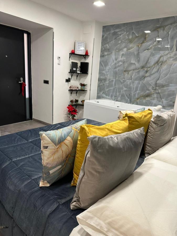 C3 Luxury * Napoli