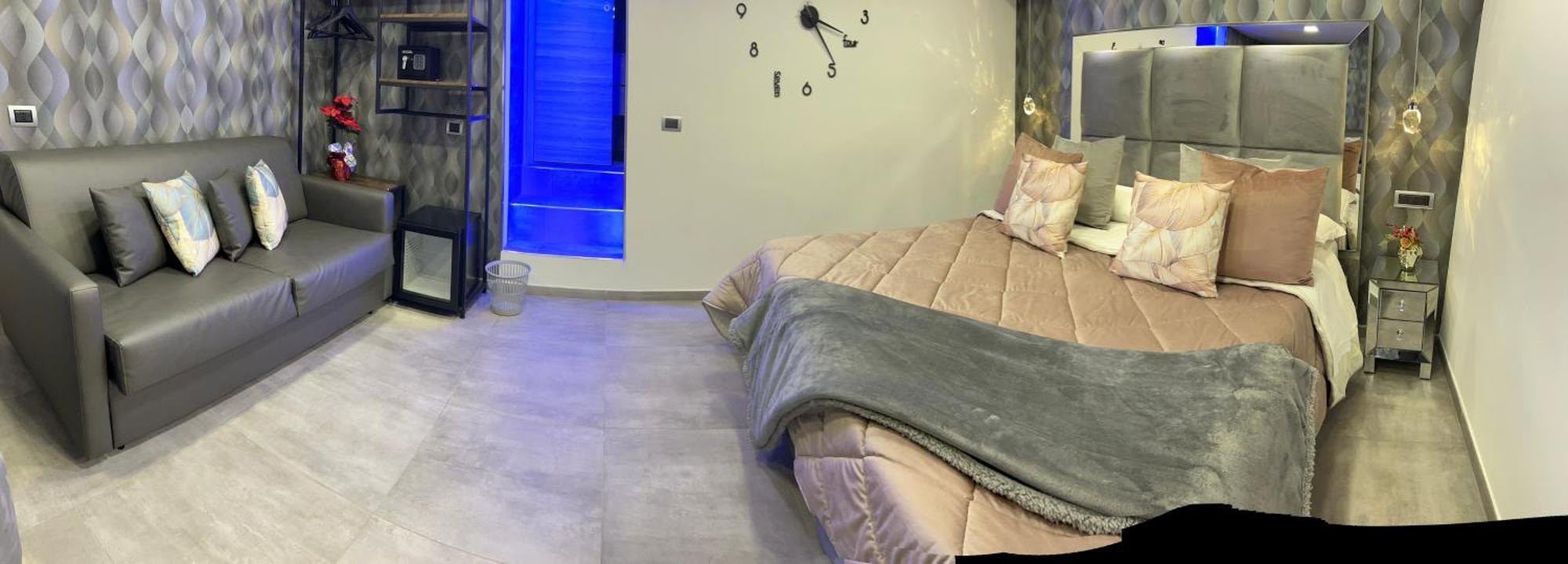 Couette-café C3 Luxury Naples